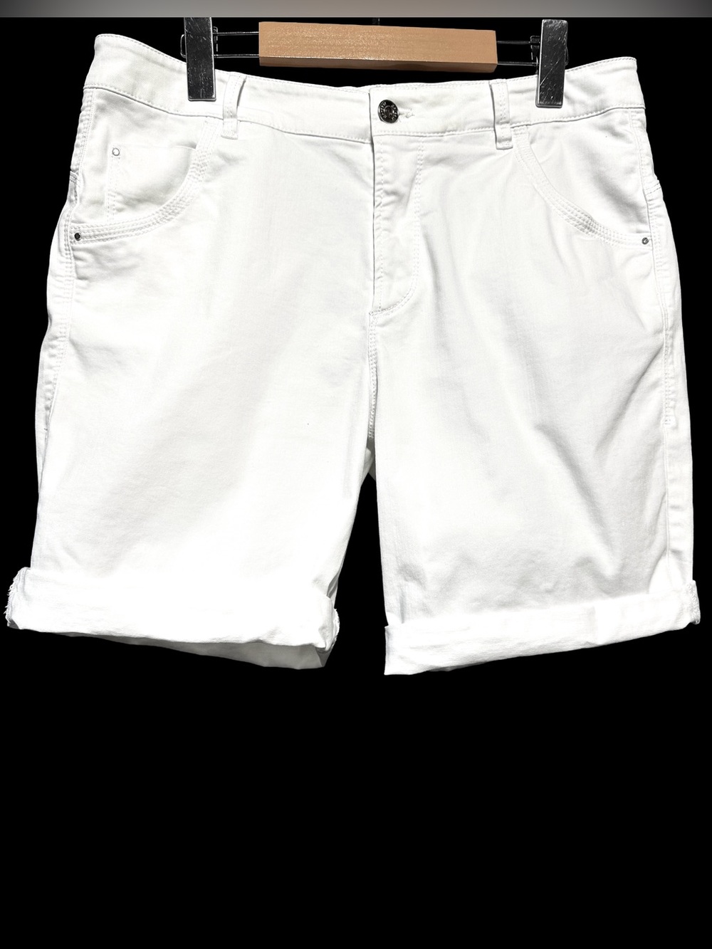 Gardeur White Stretch Bermuda Shorts Classic Summer Casual